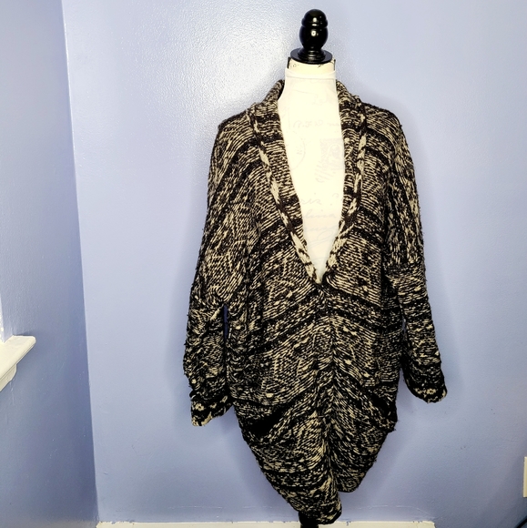 Free People Sweaters - FREE PEOPLE Chunky Oversized Reverse Knit Cardigan